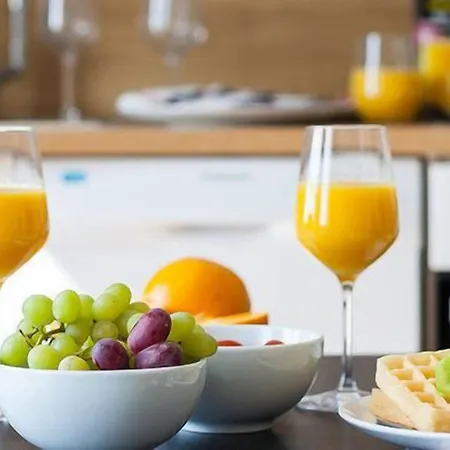 Forenom Serviced Kakolanmaeki Apartmán *